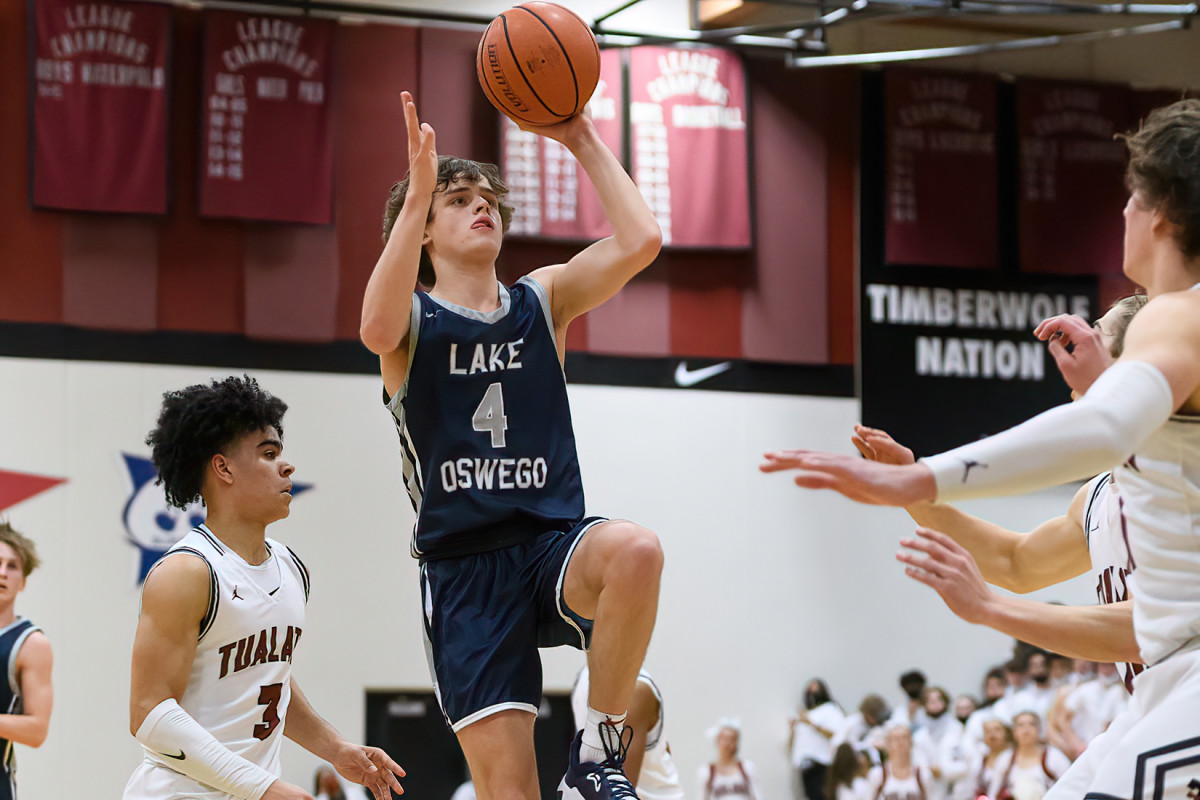 Tualatin Lake Oswego boys basketball Ken Waz 43